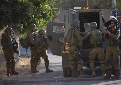 حملة اعتقالات واسعة في مناطق متفرقة بالضفة