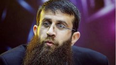 الأسير خضر عدنان يواصل إضرابه عن الطعام