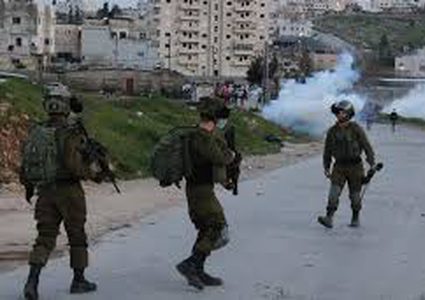 اندلاع مواجهات مع الاحتلال في نعلين غرب رام الله