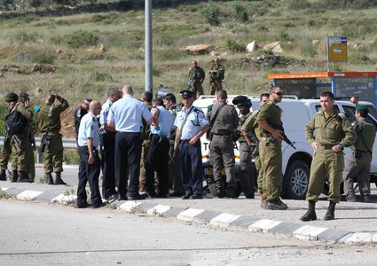 قوات الاحتلال تشدد من إجراءاتها في محيط نابلس