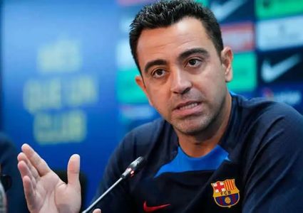 تشافي: لا تهنئوني بلقب الليجا