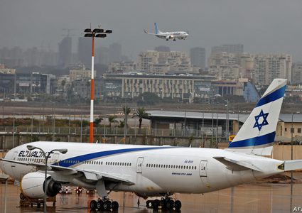 عُمان تعلن أنها ستسمح للطيران الإسرائيلي بعبور أجوائها