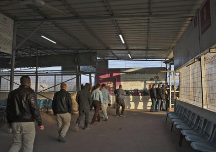 سلطات الاحتلال تعلن عن إجراءات مدنية لسكان غزة والضفة بمناسبة شهر رمضان