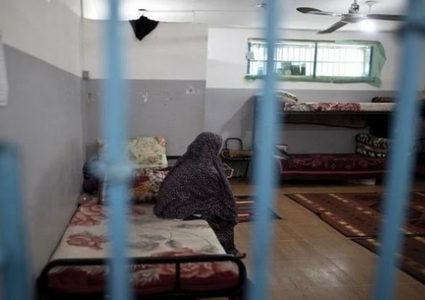 الاحتلال يواصل اعتقال 5 أمّهات في سجونه من بين 29 أسيرة