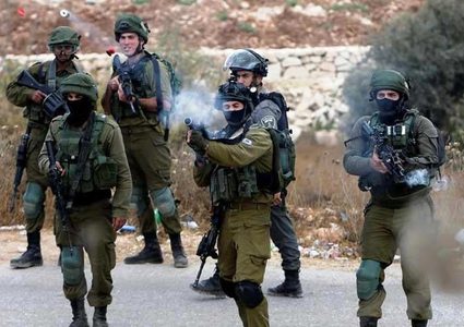 قوات الاحتلال تصيب مواطنا بالرصاص وتعتقله في قلقيلية