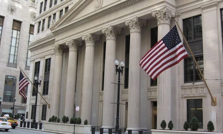 البنك المركزي الأميركي يرفع فائدته ربع نقطة مواصلا سياسة كبح التضخم