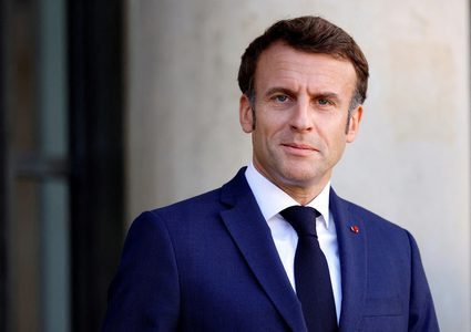 ماكرون يؤكد أن العنف لن يدفع حكومته “للتنازل” بشأن إصلاح التقاعد