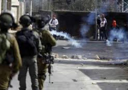 إصابات بالاختناق خلال مواجهات مع الاحتلال في الرام شمال القدس