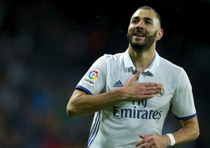 صفقة أفريقية لتعويض بنزيما في ريال مدريد