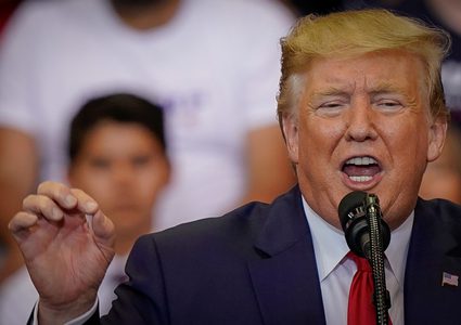 ترامب يحذر من سيطرة الصين على الشرق الأوسط