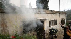 مستوطنون يحرقون منزل عائلة فلسطينية في سنجل شمالي رام الله