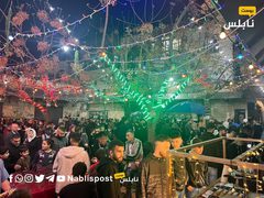 من الأجواء الرمضانية في باب الساحة بالبلدة القديمة وسط نابلس