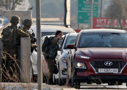 الاحتلال يواصل تشديد إجراءاته حول نابلس لليوم الثالث على التوالي