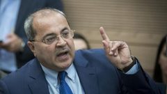 الطيبي: الأحزاب العربية تسعى لتكوين معارضة شديدة لحكومة نتنياهو "الفاشية