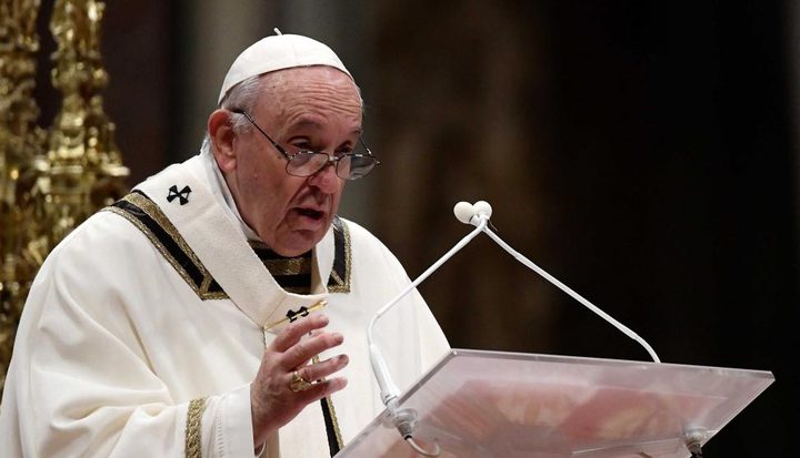 البابا فرنسيس مصاب بعدوى بالجهاز التنفسي
