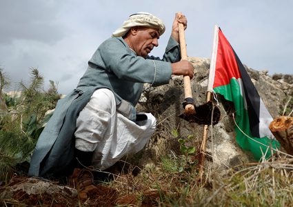 47 عاماً على ذكرى يوم الأرض الفلسطيني