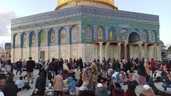 أجواء الإفطار في باحات المسجد الأقصى المبارك