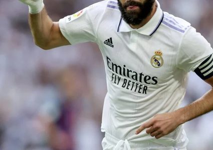 حقيقة اقتراب بنزيما من الدوري السعودي