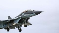 سلاح الجو الاسرائيلي يهدد بإقالة طيارين يرفضون الحضور للخدمة