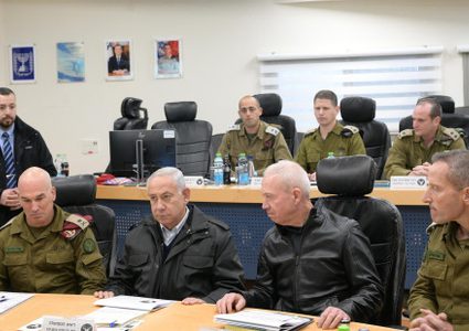 نتنياهو يُصدر قرارًا جديدًا يتعلق بمصير غالانت