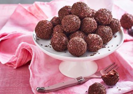 "حلى صيامك"طريقة عمل كرات الكيك بالشوكولاتة