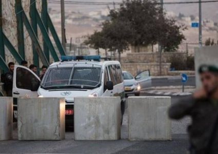 الاحتلال يعتقل طالبا جامعيا على حاجز عطارة شمال رام الله