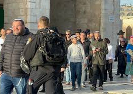 وقفة لممثلي الكتل البرلمانية التركية احتجاجا على اعتداءات الاحتلال