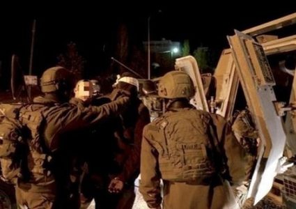 قوات الاحتلال تعتقل شابا جنوب جنين
