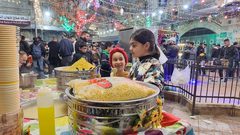 أجواء باب الساحة في البلدة القديمة نابلس في اليوم الرابع من شهر  رمضان المبارك.