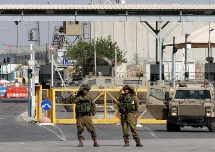 دولة الاحتلال  تقرر تمديد إغلاق الضفة وغزة وإلغاء تسهيلات رمضان