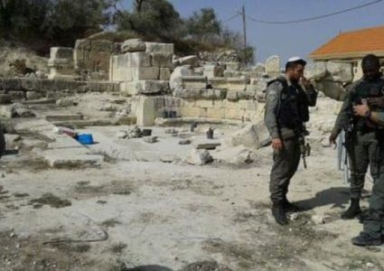 الاحتلال يغلق الموقع الأثري في سبسطية