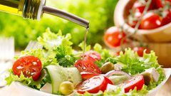 تناولها بانتظام- 4 فوائد مذهلة لتناول السلطة في رمضان