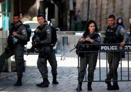 سلطات الاحتلال تفرض الحبس المنزلي على شاب مقدسي لـمدة أربعة أيام