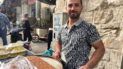 من الأجواء الرمضانية في مدينة نابلس