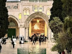 الأجواء الماطرة في المسجد الأقصى.