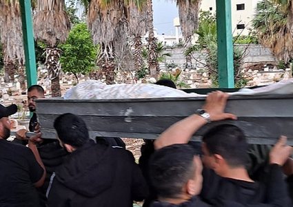 احتجزوا جثته 4 أيام : تشييع جثمان الشهيد يوسف أبو جابر في كفر قاسم