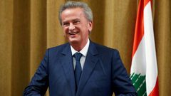 مصادر: القضاء اللبناني يرفع الخميس منع السفر عن حاكم المصرف المركزي