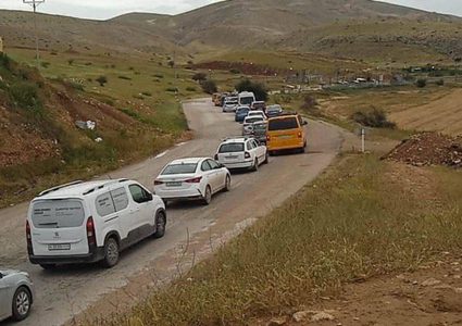 لليوم السادس: الاحتلال يواصل تشديد إجراءاته على حاجز الحمرا