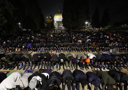 35 ألف مصلٍ أدوا صلاتي العشاء والتراويح في المسجد الأقصى