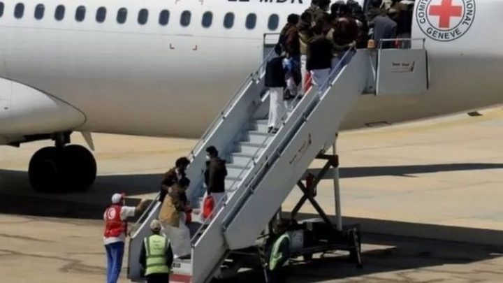 انطلاق عملية لتبادل الأسرى بين الحكومة اليمنية والحوثيين