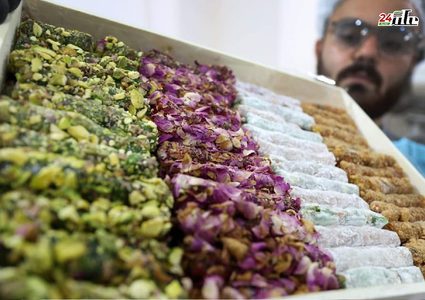 تجهيز أنواع مختلفة من الحلقوم والبدء بتسويقها في أسواق غزة مع حلول عيد الفطر