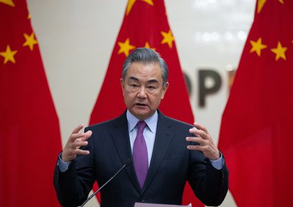 وزير الخارجية الصيني يؤكد دعم بلاده لقضية فلسطين العادلة