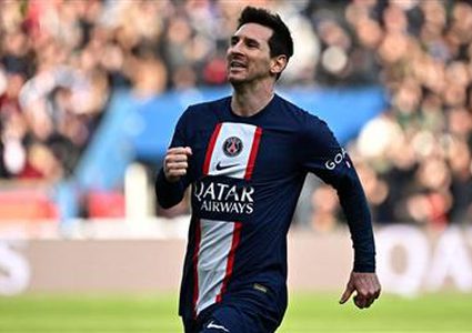 ميسي يصرح لنجوم برشلونة بشأن مستقبله