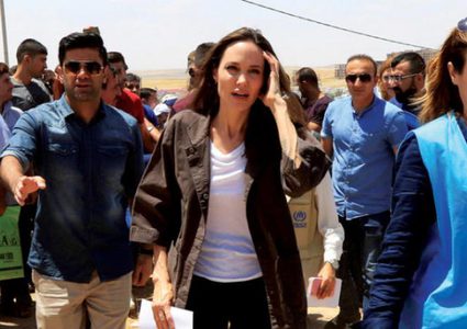 أنجلينا تحذر من التخوف من اللاجئين في الأمم المتحدة