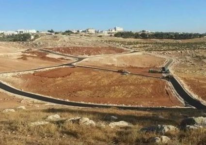 سلطة الأراضي تشرع بتثبيت نقاط المرجع الجيوديسي الفلسطيني