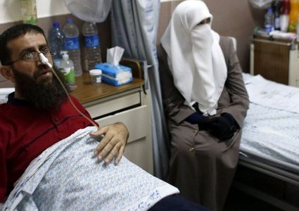 نادي الأسير:محكمة الاحتلال ترفض طلب محامي الأسير خضر عدنان الإفراج عنه بكفالة