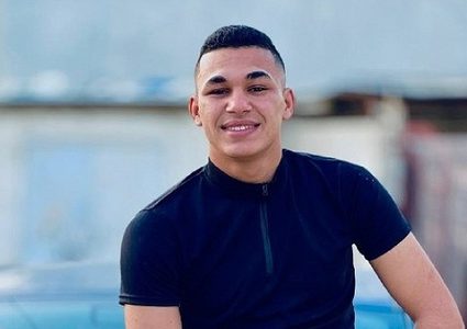 شهيد برصاص الاحتلال في مخيم عقبة جبر واحتجاز جثمانه