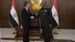 وزير إسرائيلي: اقترحنا استضافة محادثات بين طرفي الصراع في السودان