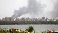 الجيش السوداني يتهم الدعم السريع بخرق الهدنة وقصف مناطق بمحيط القيادة العامة