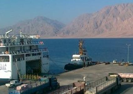 الموانيء المصرية: عدد القادمين من السودان عبر معبري قسطل وأرقين تجاوز 10 آلاف